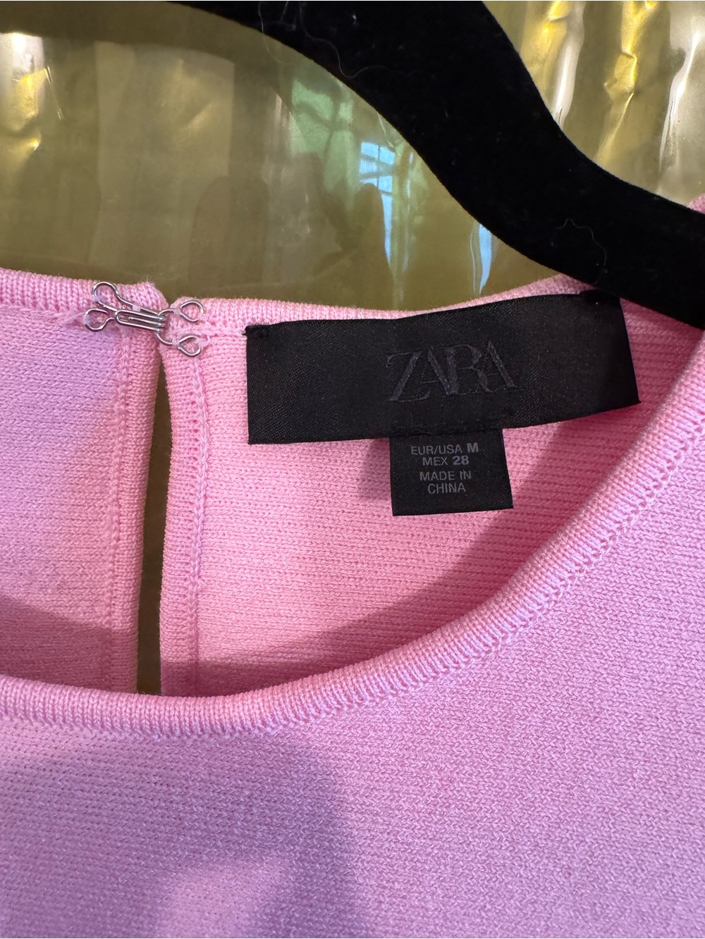 Zara Sleeveless Pink Peplum Sweater Top with Bow Accents - Picture 2 of 3